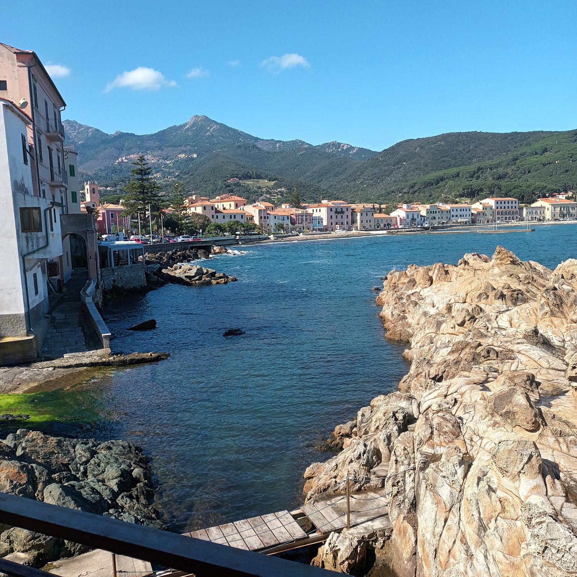 La Casina Rossa Βίλα Marciana Marina  Εξωτερικό φωτογραφία